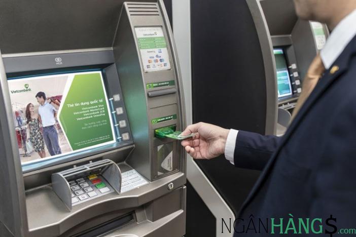 Ảnh Cây ATM ngân hàng Ngoại thương Vietcombank 104 Nguyễn Trãi 1