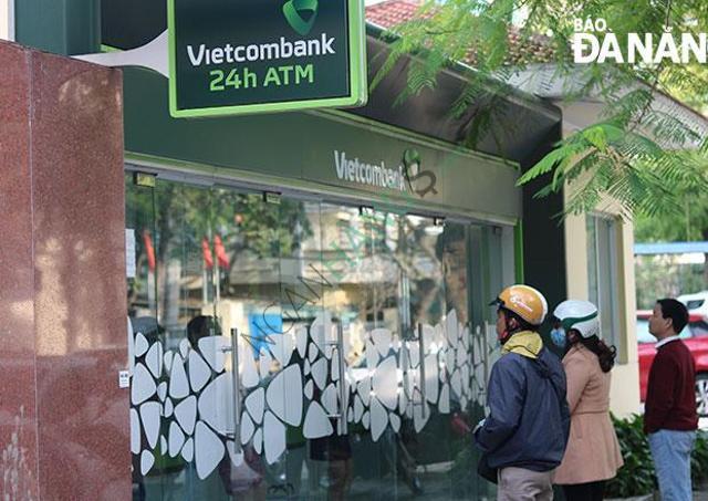 Ảnh Cây ATM ngân hàng Ngoại thương Vietcombank PGD Lạc Trung 1