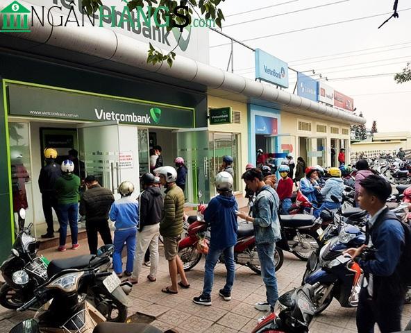 Ảnh Cây ATM ngân hàng Ngoại thương Vietcombank Đại học Khoa học xã hội nhân văn 1